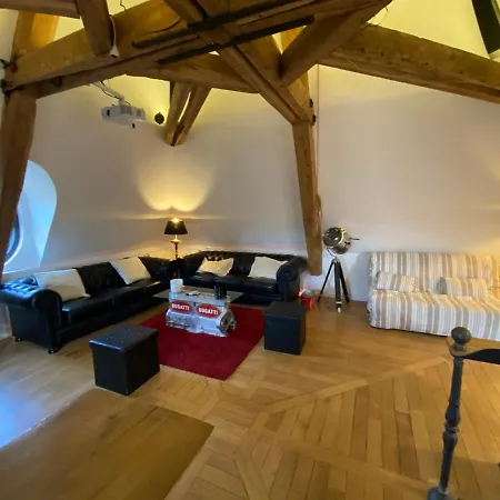 Loft Dans Le Clocher Face Au Chateau * Bonnelles